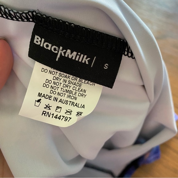 Black Milk Clothing size small to dye for off the shoulder crop - Picture 11 of 16